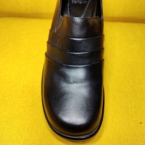 Dansko Aubrey Black Leather Pleated Slip On Heel Clogs Women's Shoes Size 9.5-10 - Picture 3 of 10